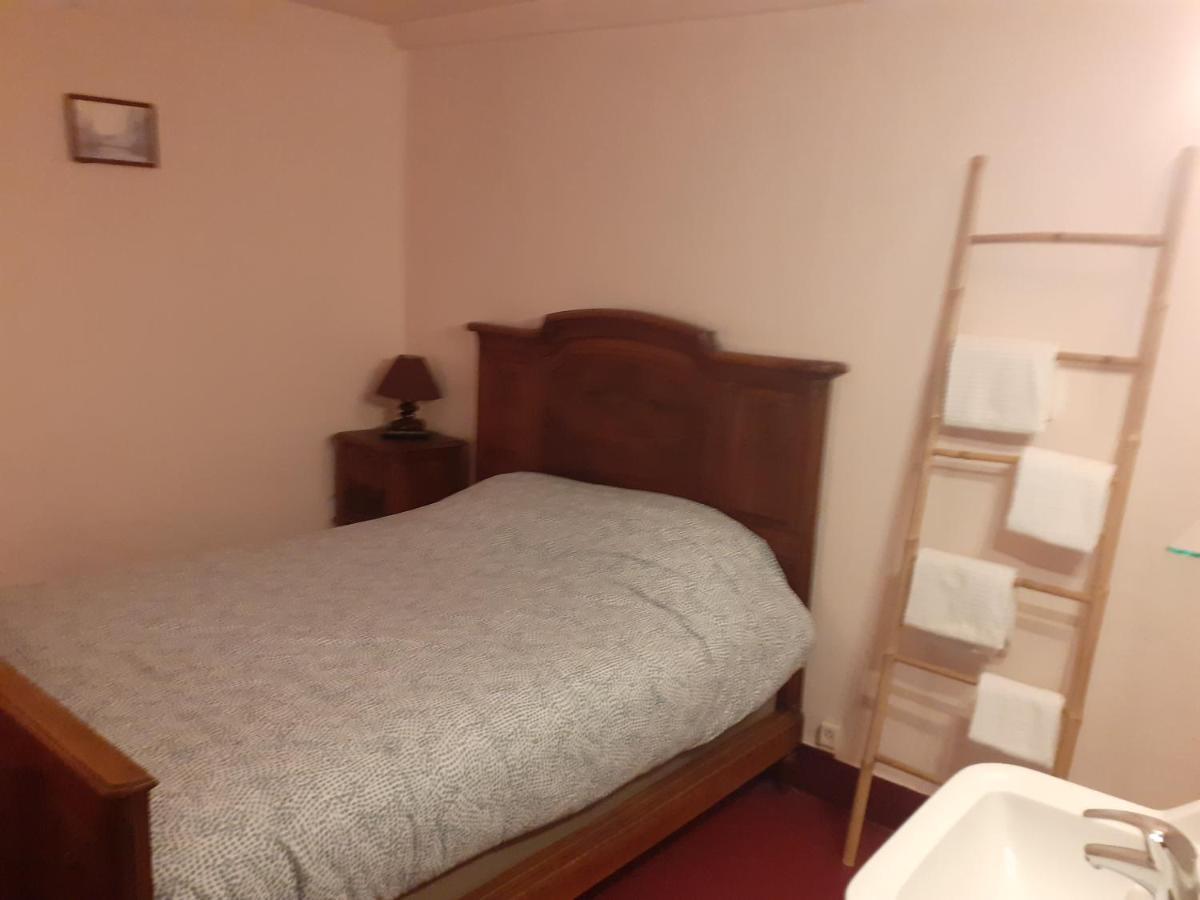 Le Grand Cerf Otel Nonancourt Dış mekan fotoğraf