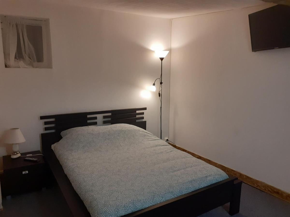 Le Grand Cerf Otel Nonancourt Dış mekan fotoğraf